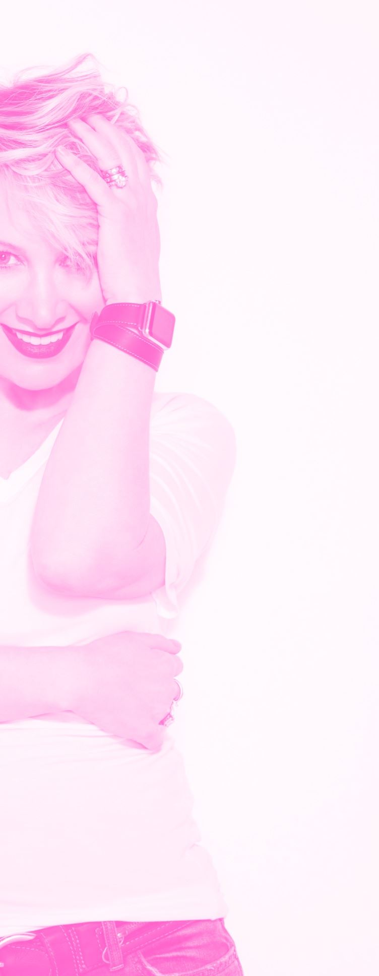 mobile pink image of Daphne smiling